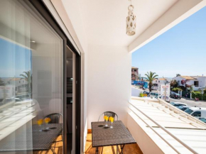 APARTMENT WITH COMMUNAL POOL